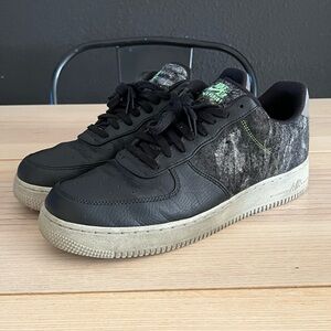 NIKE AIR FORCE 1 ’07 LV8 IN “BLACK” MADE WITH RECYCLED WOOL